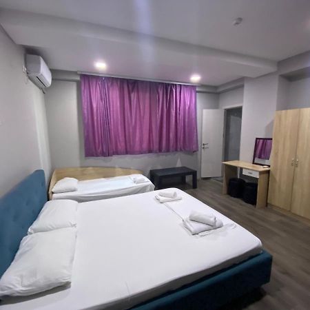 Fama Aparthotel Skopje Zewnętrze zdjęcie