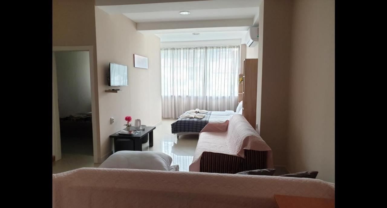 Fama Aparthotel Skopje Zewnętrze zdjęcie