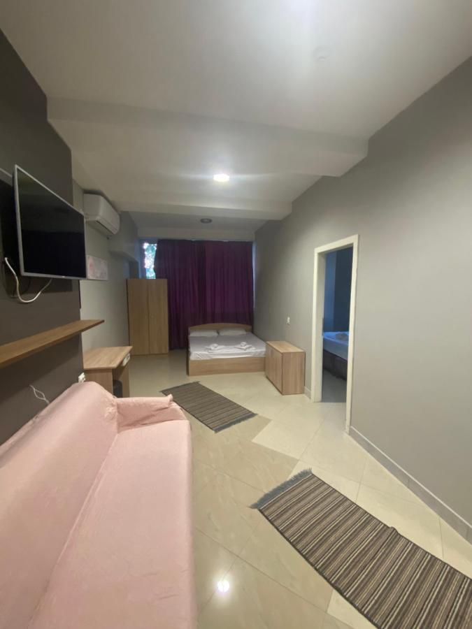 Fama Aparthotel Skopje Zewnętrze zdjęcie