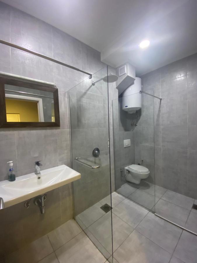 Fama Aparthotel Skopje Zewnętrze zdjęcie
